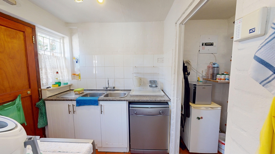 4 Bedroom Property for Sale in Dobson Western Cape